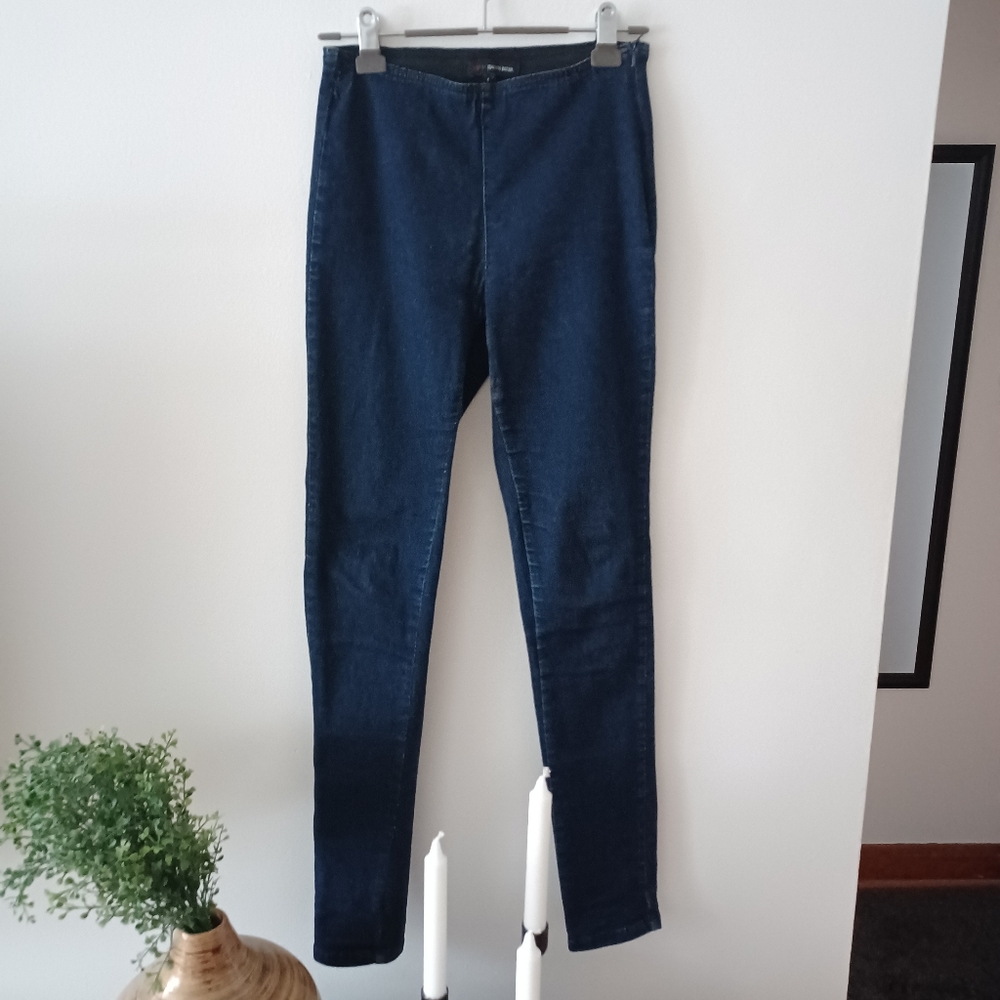 Jeanne Beker Dark Wash Jeggings